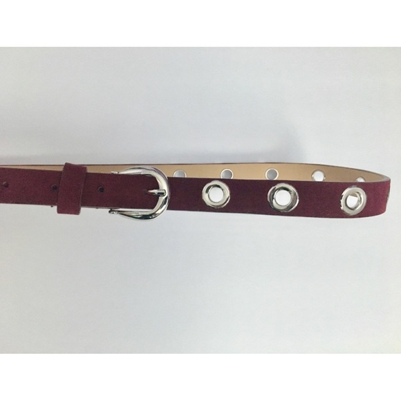 Red faux suede belt - Picture 3 of 4